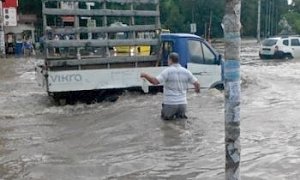 Бывший СБУшник обвинил в затоплении центра Симферополя горожан и посетовал, что не случилось Фукусимы