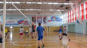 В Севастополе определились победители традиционного ежегодного турнира по волейболу между сотрудников УМВД России по г. Севастополю