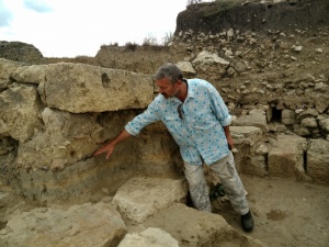 У античного городища в Крыму решили добывать песок