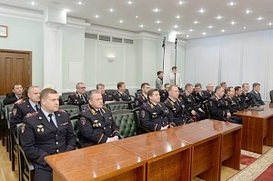 Владимир Колокольцев вручил погоны офицерам, удостоенным специальных званий высшего начальствующего состава