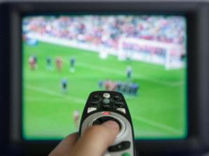 Систему видеоповторов в футболе требуется отладить, — Юрий Ветоха