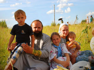 В День любви, семьи и верности в столице Крыма крёстным ходом пойдут семьями
