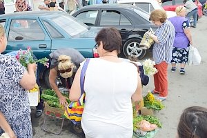 У симферопольских стихийных торговцев изъяли 28 кг продукции