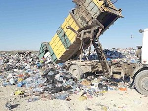 Активисты ОНФ обнаружили под Евпаторией несанкционированный сброс мусора