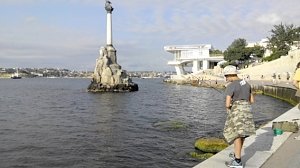 В День рыбака у Памятника затопленным кораблям мерились уловом