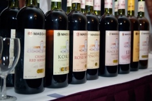«Массандра» снизит в половину цены на свое вино