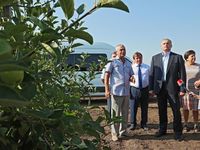 Сергей Аксёнов посетил социальные объекты и сельскохозяйственные предприятия Первомайского района