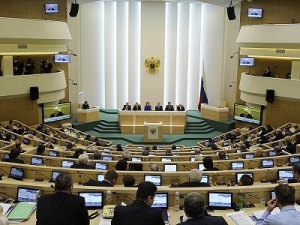 Сенаторы поддержали закон о поборах с туристов Крыма