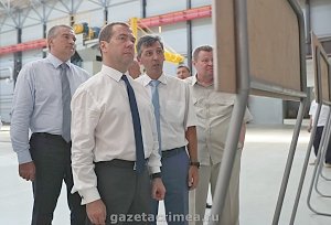 Медведев: Предприятия ОПК Крыма заключили контракты на сумму свыше 12 млрд рублей
