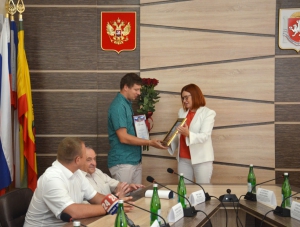 Евпаториец выиграл в международных соревнованиях по шашкам в Питере