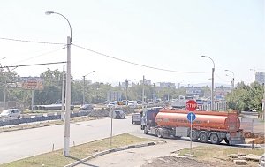 Власти республики придумали, как избавиться от пробки на Евпаторийском шоссе