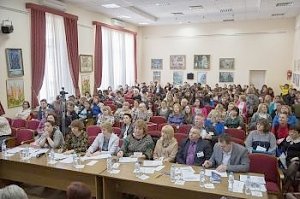 В Крыму будут повышать квалификацию учителя из ЛНР