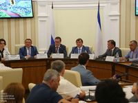 Юрий Гоцанюк: Крым гостеприимно открывает двери для реализации инвестиционных проектов субъектов Российской Федерации