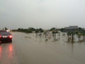 В с. Яркое Поле Кировского района вода с подтопленных подворий сошла