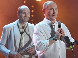 Владимир Путин прилетел на фестиваль джаза в Коктебель