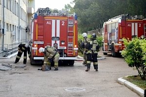 На базе военно-морского клинического госпиталя Черноморского флота состоялись учения МЧС