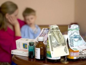 Крымчанка полгода покупала бесплатное лекарство ребенку
