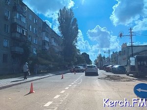 В Керчи асфальтируют ямы, какие разрыл водоканал