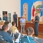 В Керчи ветерану МЧС вручили городскую награду