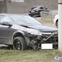 В Керчи «Opel» снес ограждение
