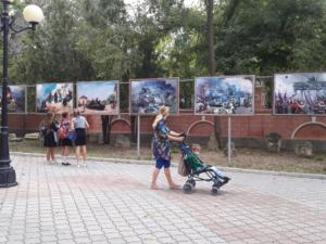 В Евпатории годовщину окончания Второй мировой войны отметили уличной выставкой