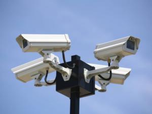 В местах выявленных свалок в Керчи установили видеокамеры