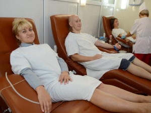 Сотрудники крымского УФСИНа сдали кровь для нуждающихся