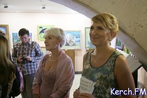 В Керчи открылась выставка мозаичных картин «Любимому городу»