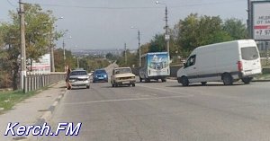 В Керчи на Чкалова произошла авария