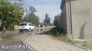 В Керчи на ул. Ульяновых произошёл следующий порыв