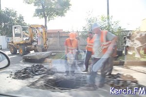 В Керчи участок дороги на Кирова, где провалился асфальт готовят к ремонту