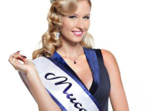 Три крымские красавицы дошли до финала конкурса «Мисс-офис 2017»