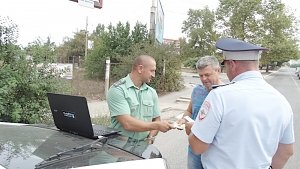 Сотрудники Госавтоинспекции вместе с сотрудниками Управления Федеральной службы судебных приставов по Севастополю провели совместный рейд