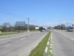 Вдоль транспортных магистралей Симферополя высадят цветы и деревья