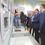 Губернатор-коммунист Вадим Потомский открыл выставку «80 лет Орловской области»