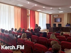 В Керчи определили спец места для встреч депутатов с избирателями