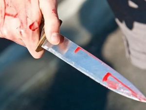 В Керчи пьяный мужчина ударил ножом в живот местного жителя