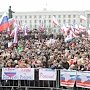 Пусть Порошенко проводит референдумы в Закарпатье, — Аксёнов