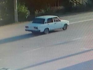 Работники правоохранительных органов напали на след водителя, скрывшегося с места смертельного ДТП в Лозовом