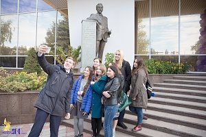 КФУ отметил 99 годовщину со дня создания в Крыму первого высшего учебного заведения