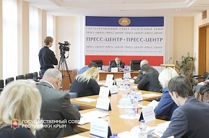 Комитет по вопросам государственного строительства и местного самоуправления рекомендовал к рассмотрению на ближайшей сессии ряд законопроектов