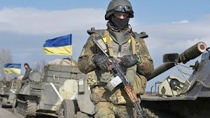 Украина стягивает к Донецку танки и артиллерию