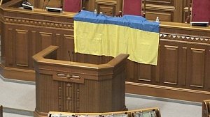 Даже не думай: Киев предостерегли от попыток использовать бучу у Верховной рады для наступления в Донбассе