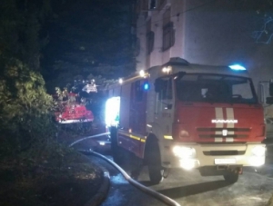 Из горящего здания в Ялте эвакуировали 10 человек