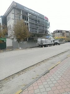 В Керчи будут судиться с предпринимателем, который разрыл дорогу