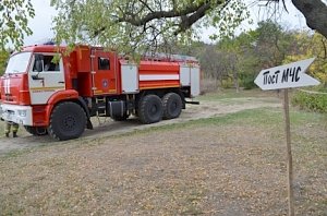 Специалисты МЧС России обеспечивают безопасность военно-исторического фестиваля «Русская Троя»