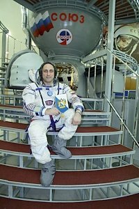 Космонавт Антон Шкаплеров доставит на МКС вымпел городского суда
