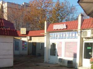 В Севастополе закрывается один из крупных рынков