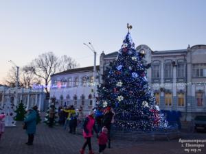 Евпатория в канун Нового года превратится в царство «Снежной королевы»