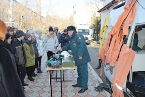 Симферопольских школьников научили правилам безопасности жизнедеятельности